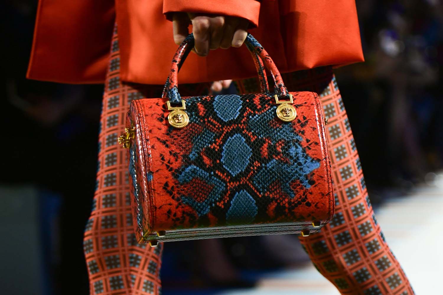 Versace İlkbahar/Yaz 2019 koleksiyonu