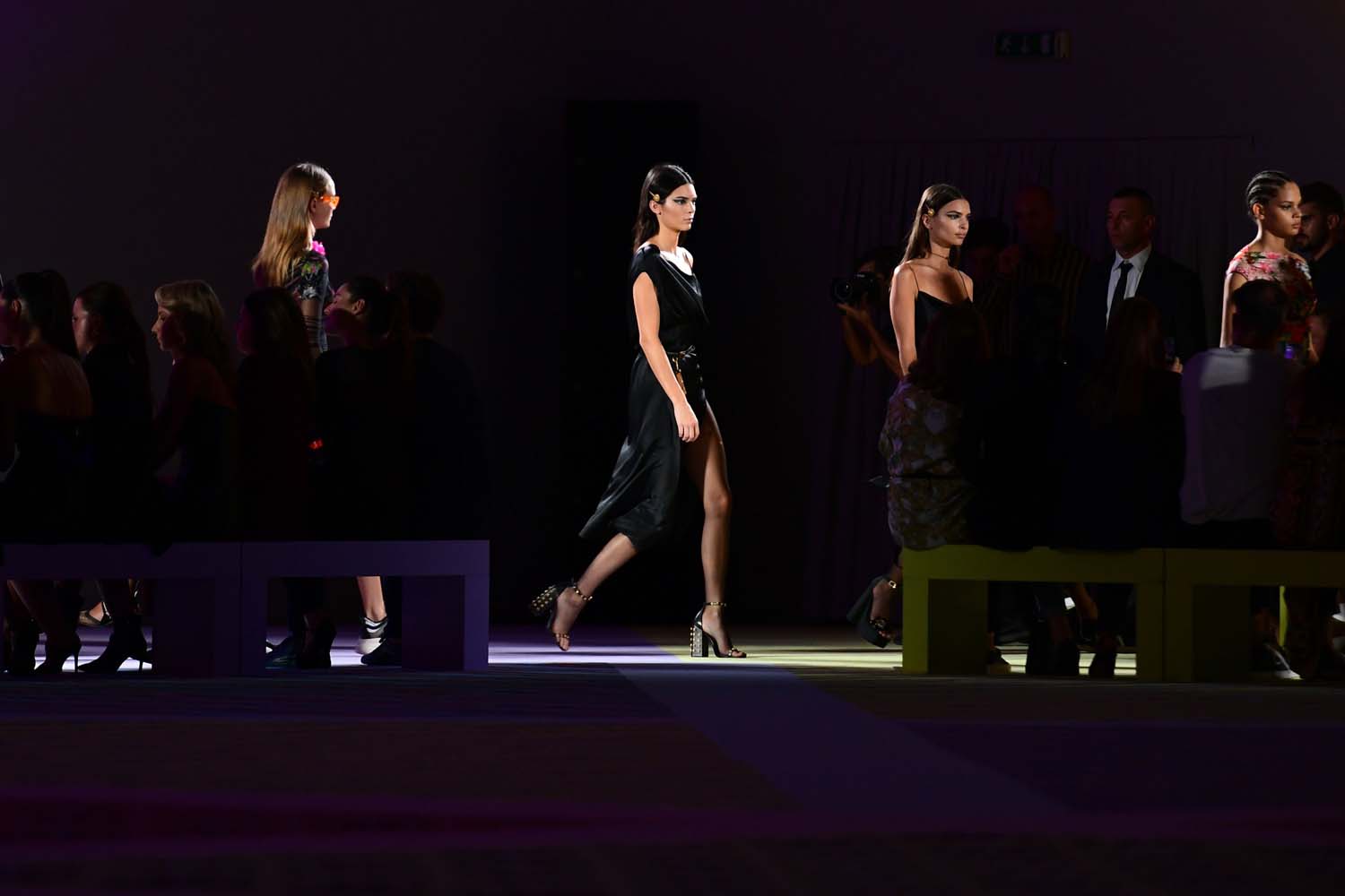 Versace İlkbahar/Yaz 2019 koleksiyonu