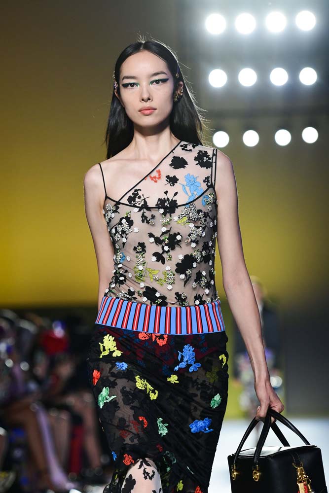 Versace İlkbahar/Yaz 2019 koleksiyonu