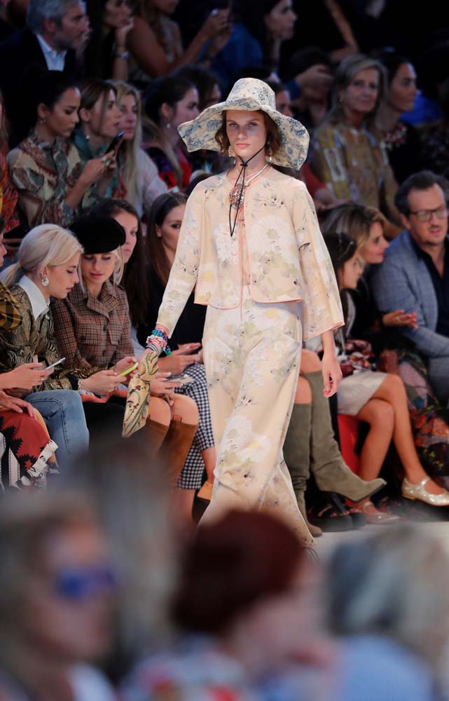 Etro İlkbahar/Yaz 2019 defilesi