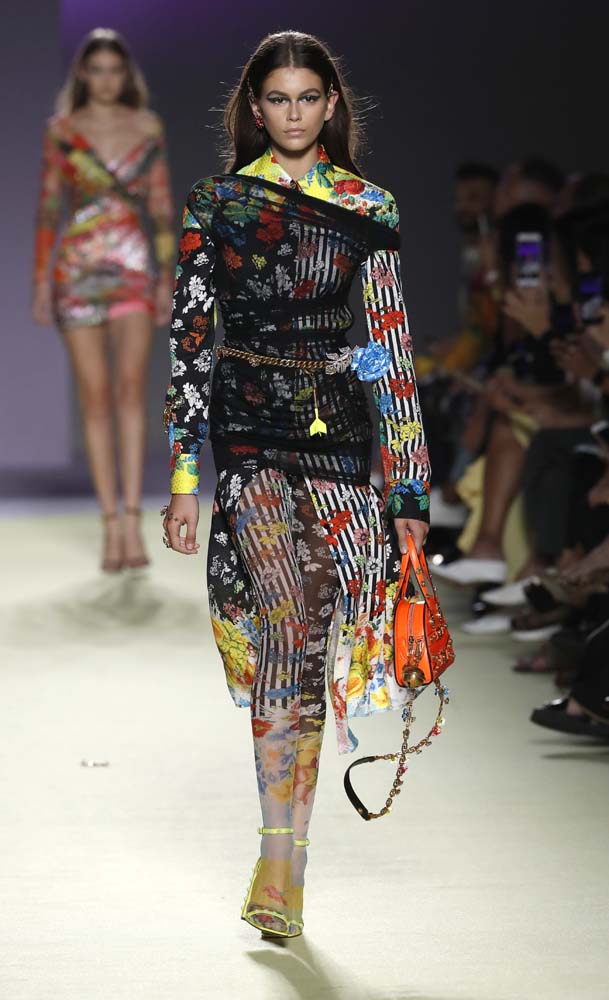 Versace İlkbahar/Yaz 2019 koleksiyonu