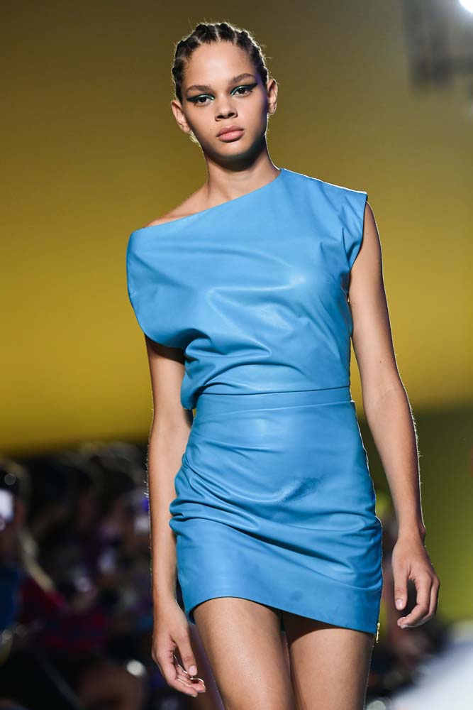 Versace İlkbahar/Yaz 2019 koleksiyonu