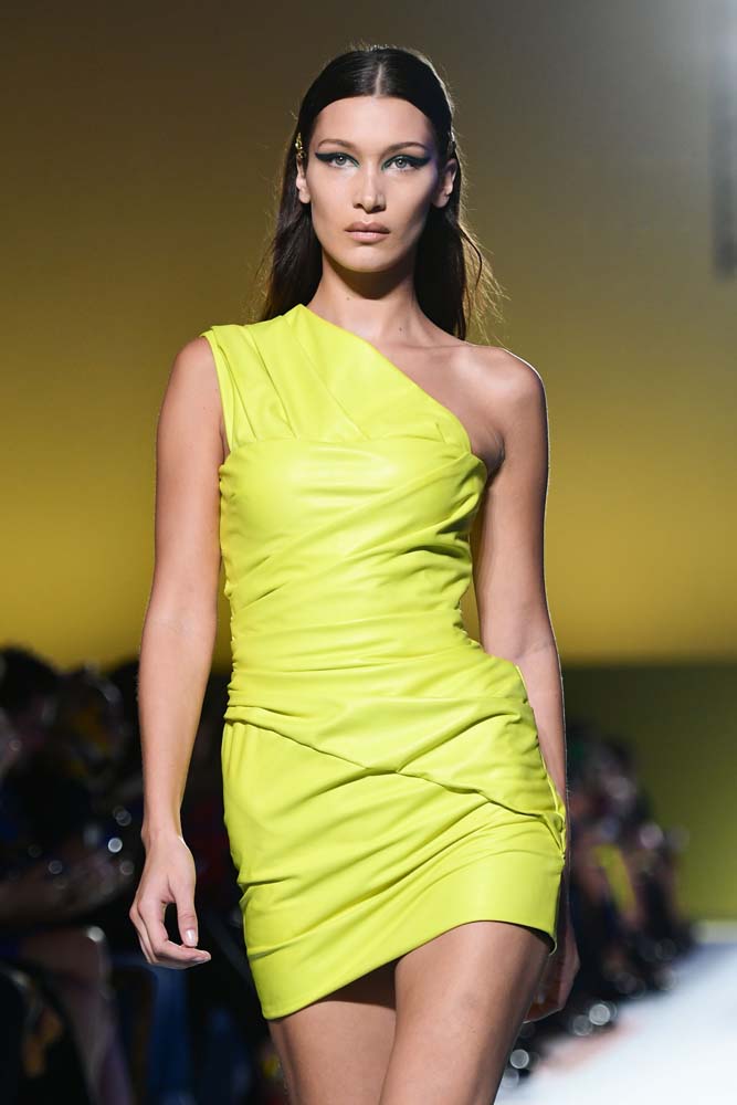 Versace İlkbahar/Yaz 2019 koleksiyonu