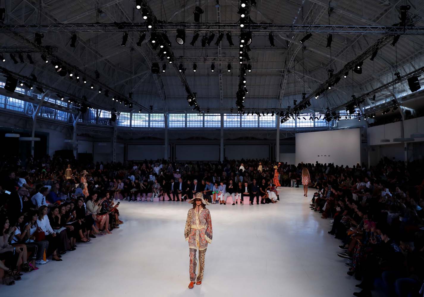 Etro İlkbahar/Yaz 2019 defilesi