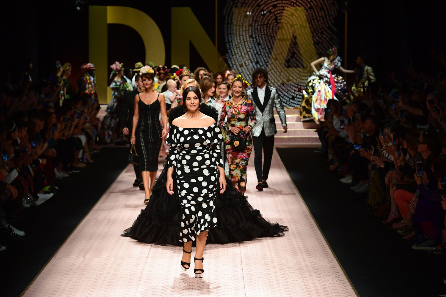 Dolce & Gabbana 2019 İlkbahar/Yaz koleksiyonu
