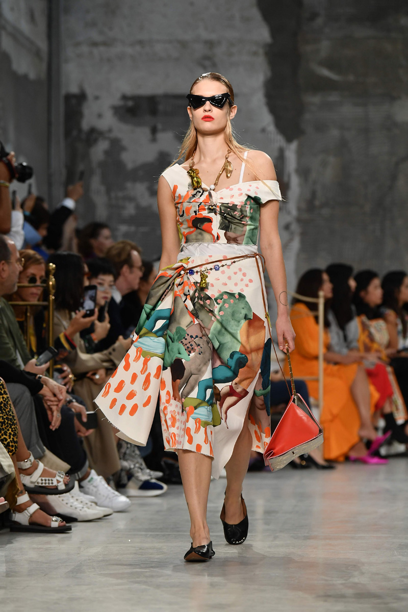 Marni 2019 İlkbahar/Yaz defilesi