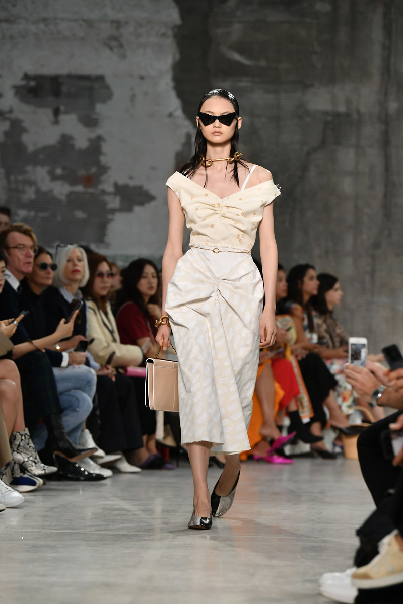 Marni 2019 İlkbahar/Yaz defilesi