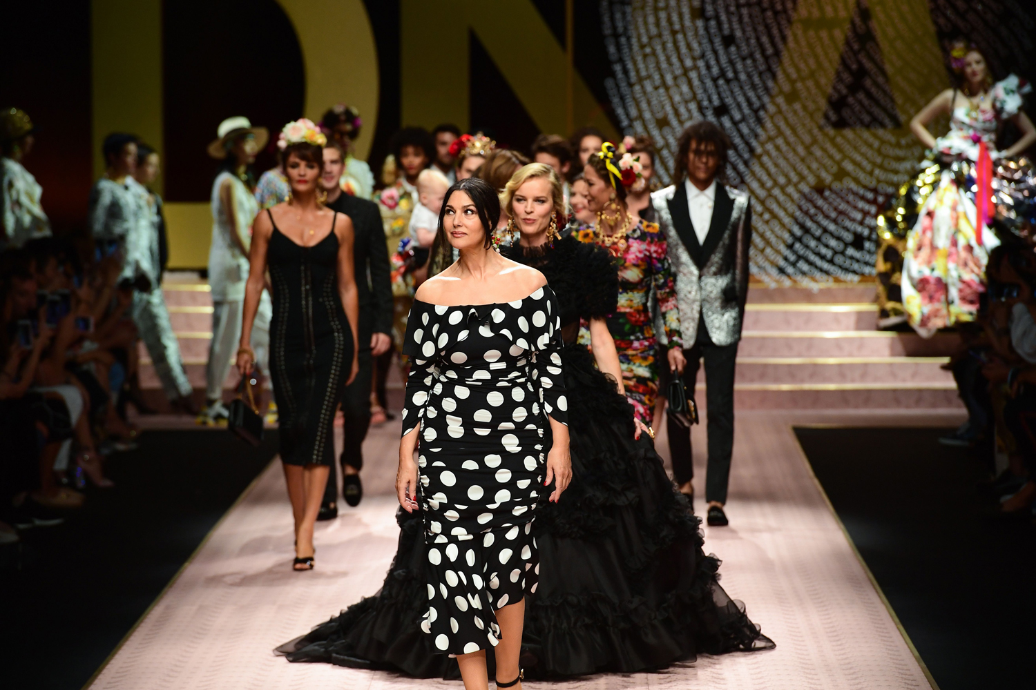 Dolce & Gabbana 2019 İlkbahar/Yaz koleksiyonu