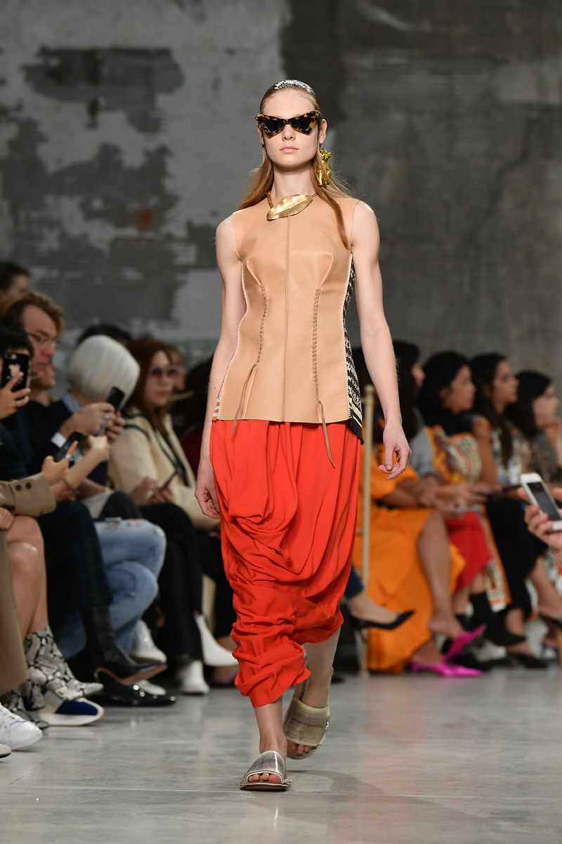 Marni 2019 İlkbahar/Yaz defilesi
