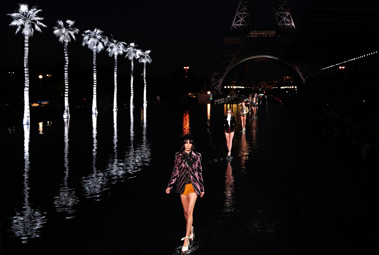 Saint Laurent 2019 İlkbahar/Yaz koleksiyonu