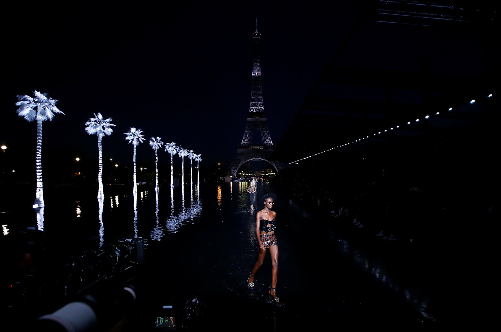 Saint Laurent 2019 İlkbahar/Yaz koleksiyonu