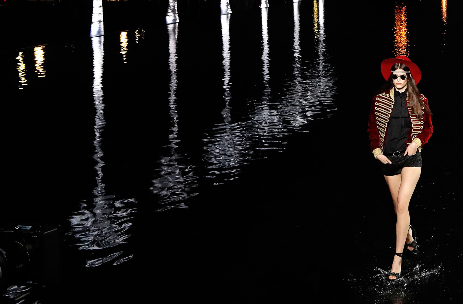 Saint Laurent 2019 İlkbahar/Yaz koleksiyonu