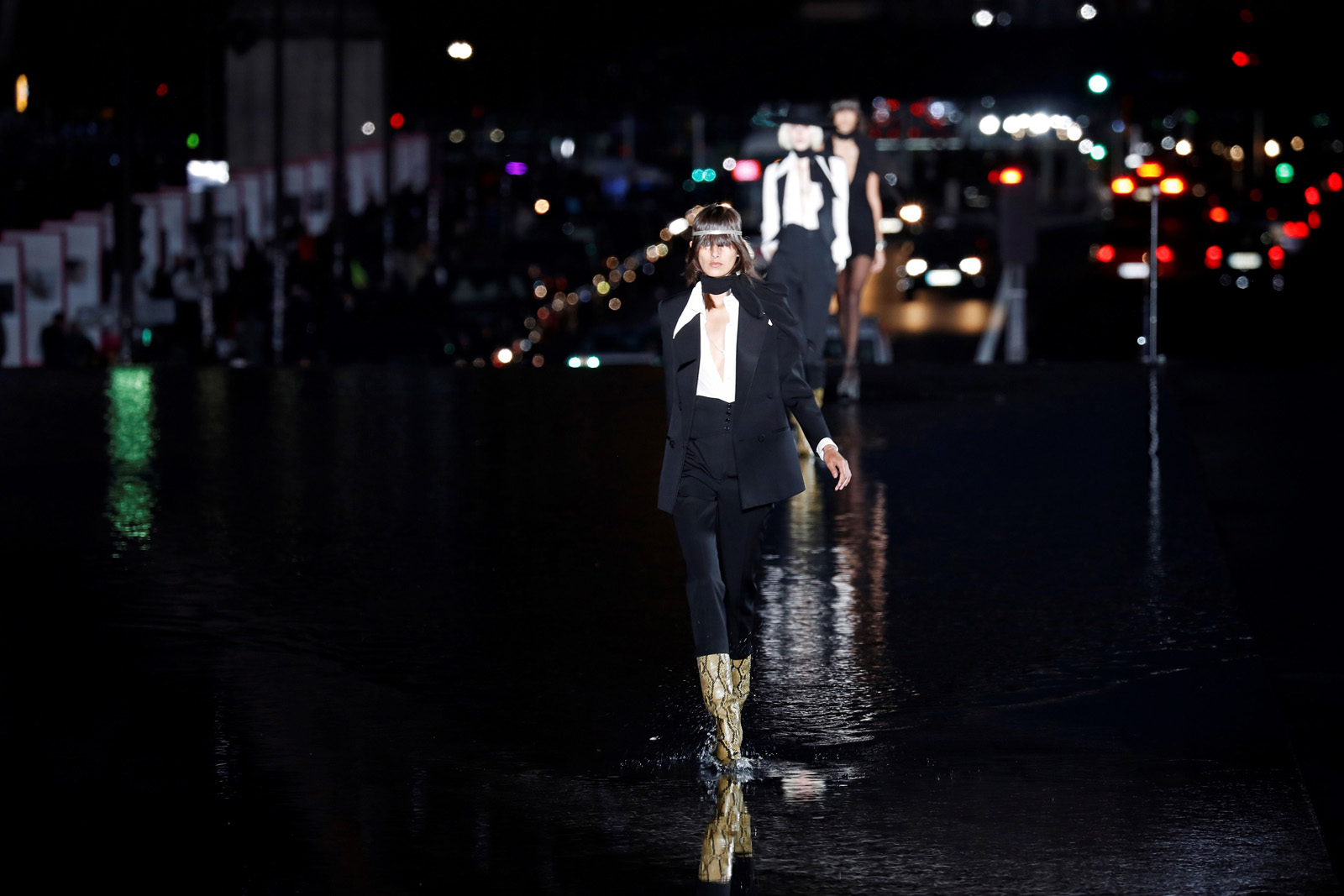 Saint Laurent 2019 İlkbahar/Yaz koleksiyonu