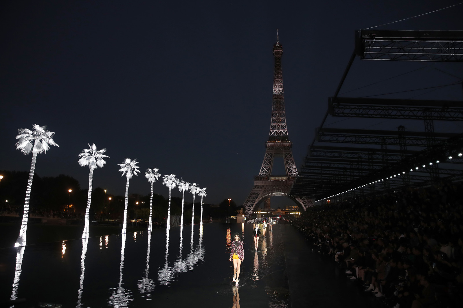 Saint Laurent 2019 İlkbahar/Yaz koleksiyonu