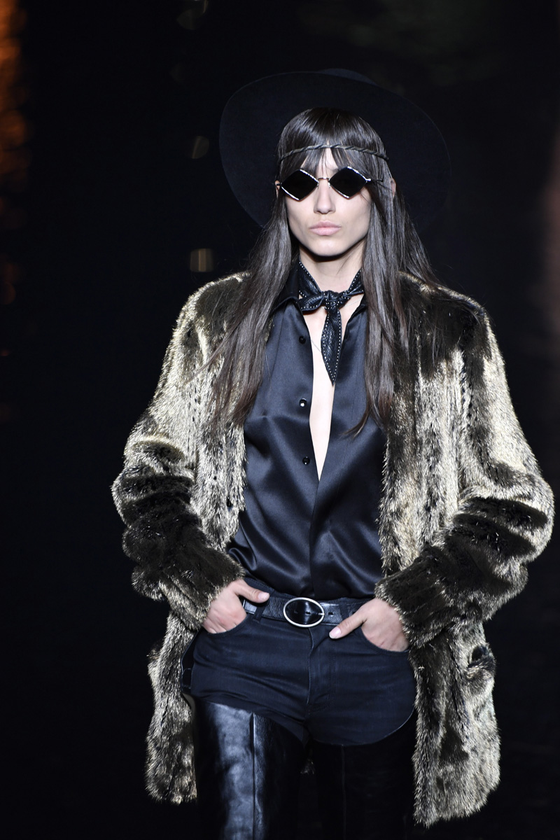 Saint Laurent 2019 İlkbahar/Yaz koleksiyonu