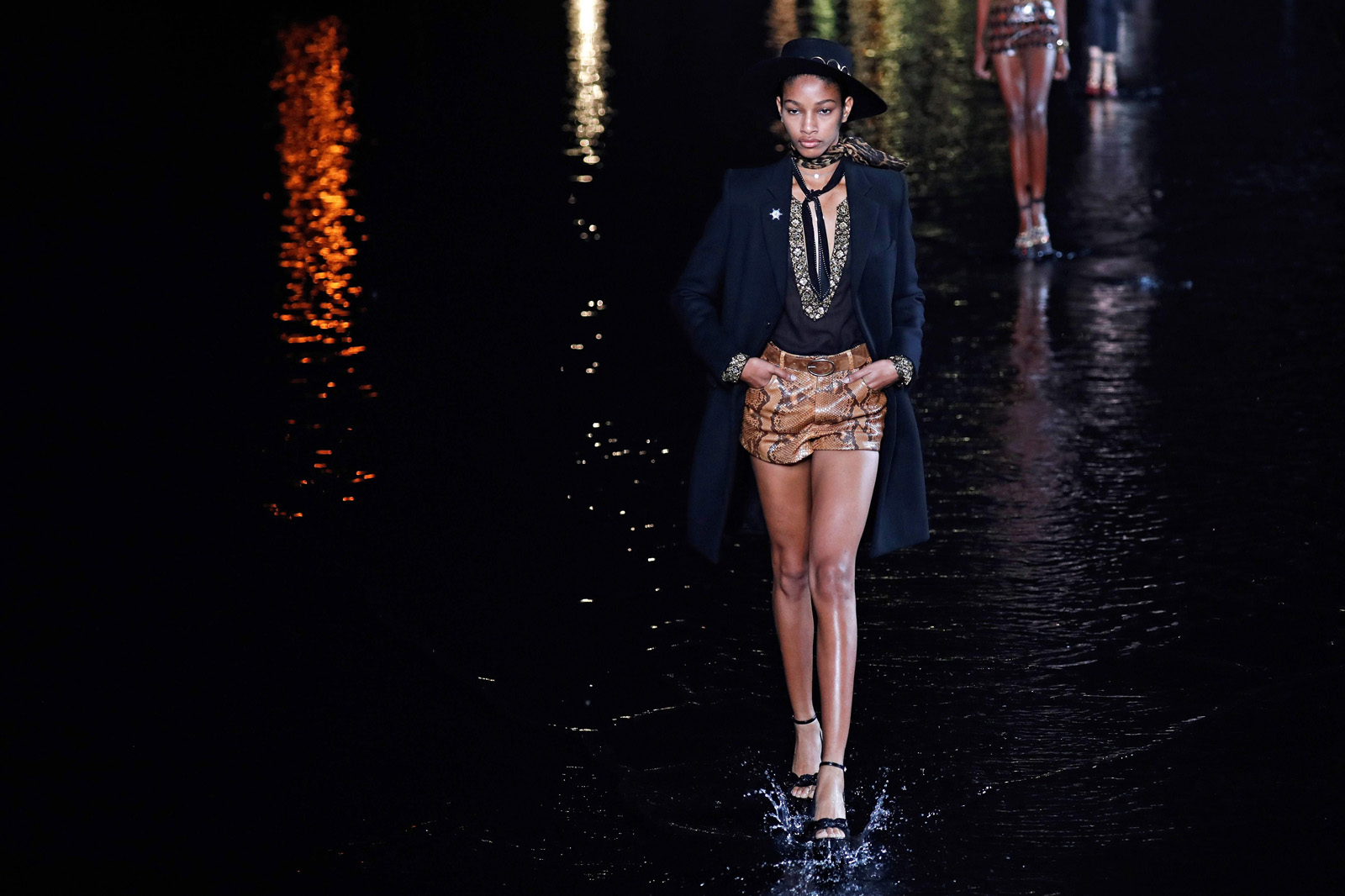 Saint Laurent 2019 İlkbahar/Yaz koleksiyonu