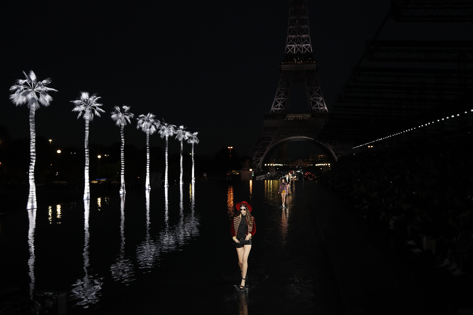 Saint Laurent 2019 İlkbahar/Yaz koleksiyonu