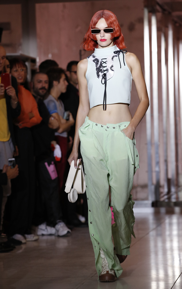 Courreges İlkbahar/Yaz 2019 koleksiyonu 