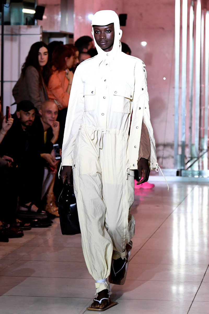 Courreges İlkbahar/Yaz 2019 koleksiyonu 