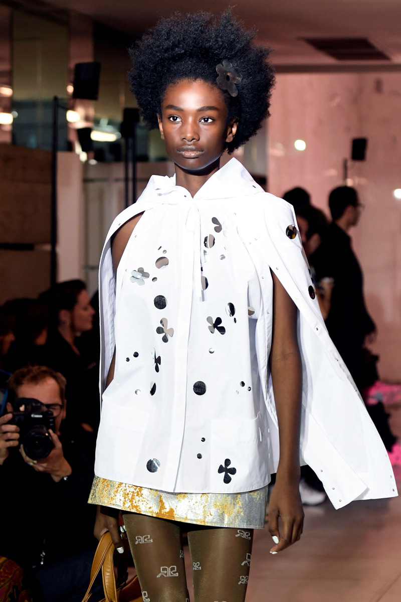 Courreges İlkbahar/Yaz 2019 koleksiyonu 