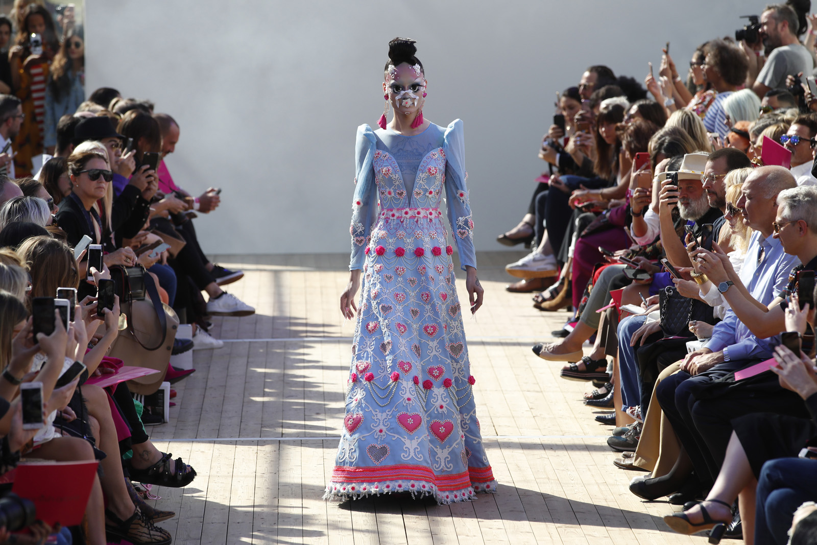 Manish Arora 2019 İlkbahar/Yaz koleksiyonu