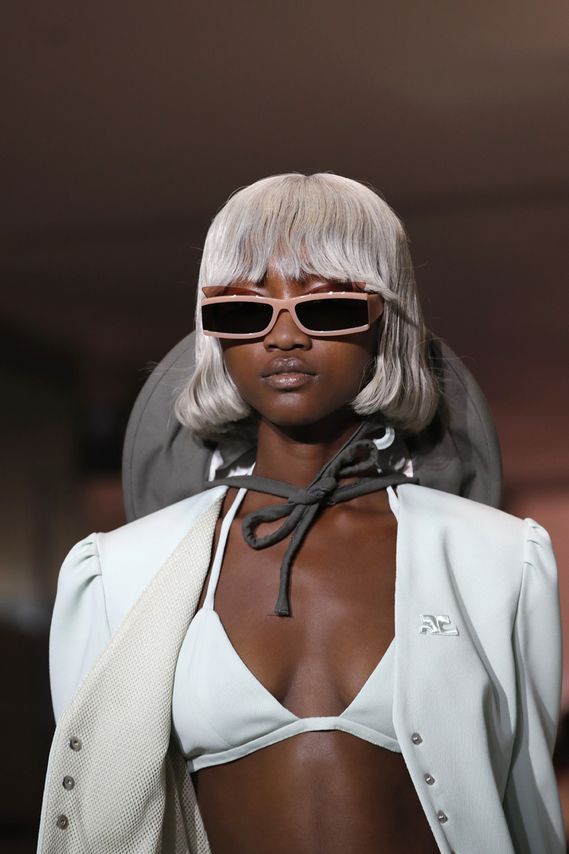 Courreges İlkbahar/Yaz 2019 koleksiyonu 