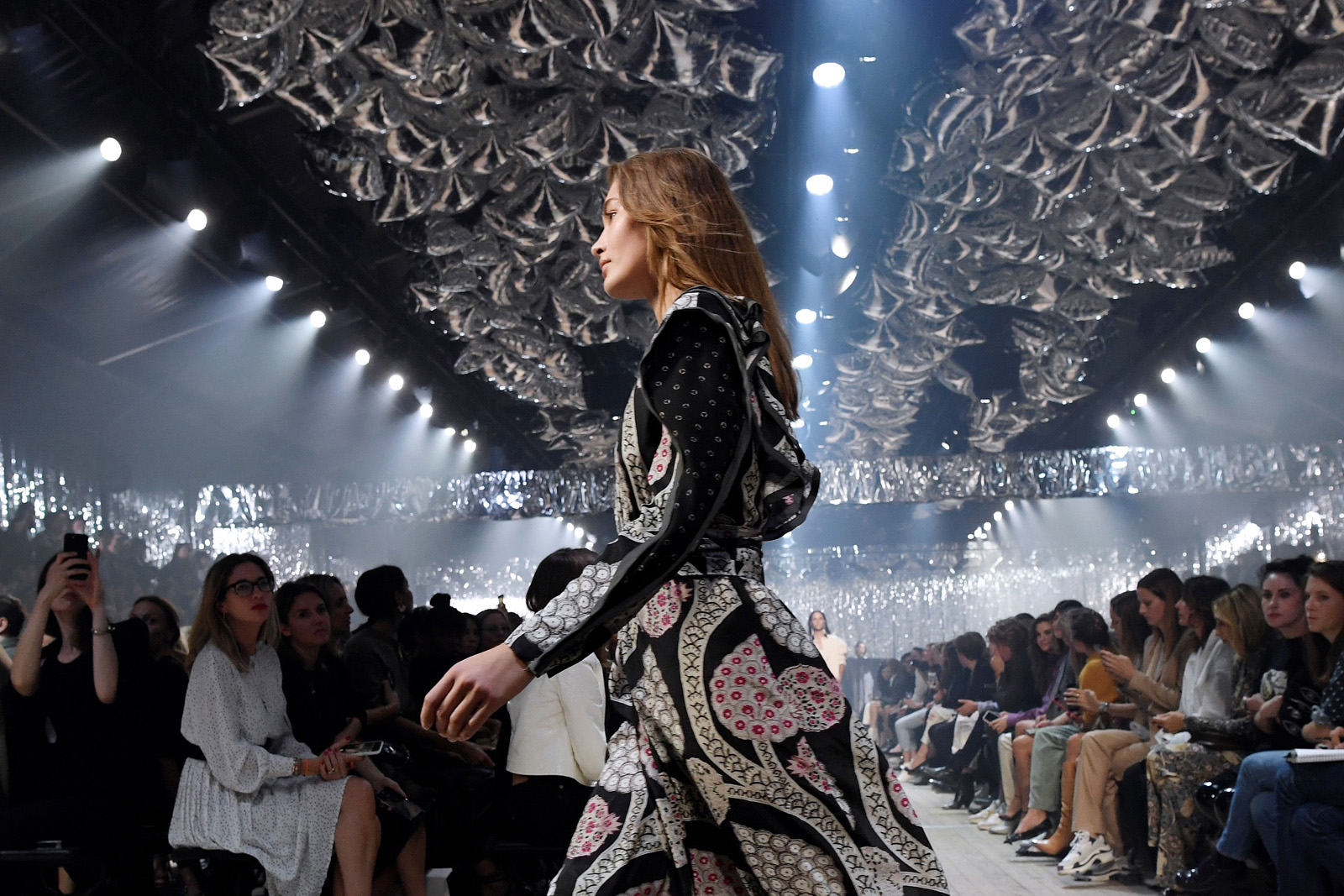 Isabel Marant 2019 İlkbahar/Yaz defilesi