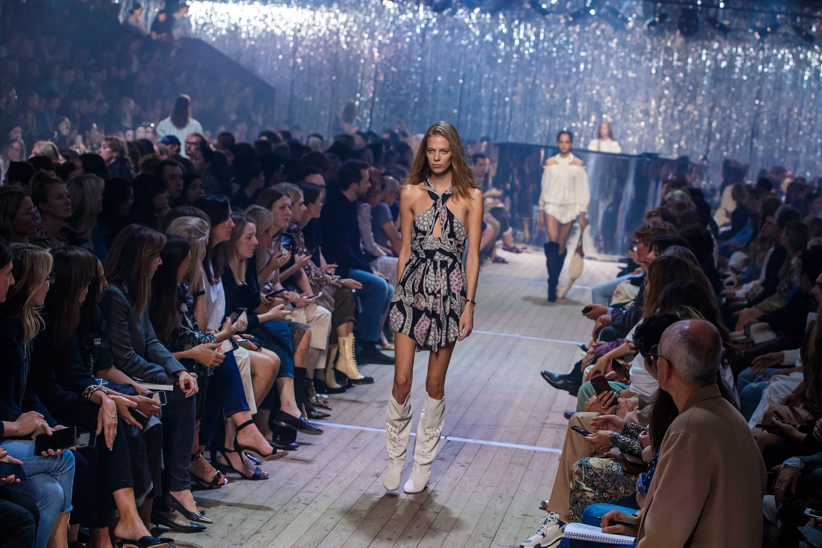 Isabel Marant 2019 İlkbahar/Yaz defilesi