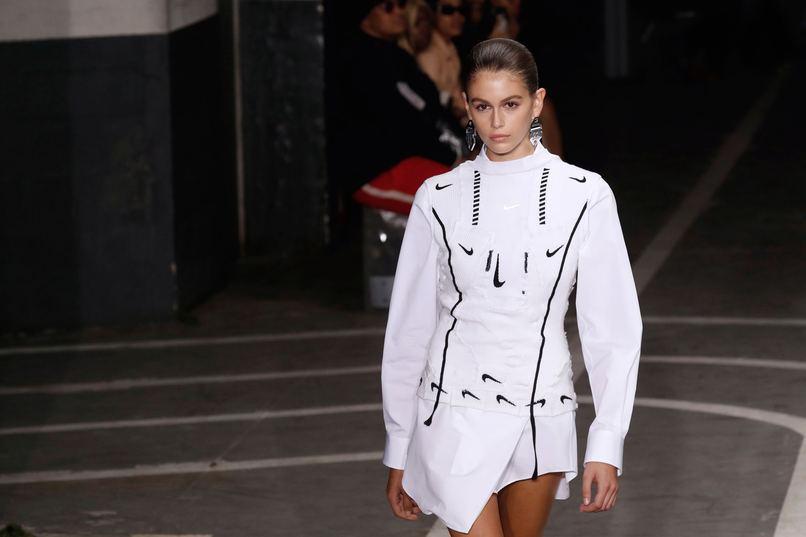 Off-White 2019 İlkbahar-Yaz koleksiyonu