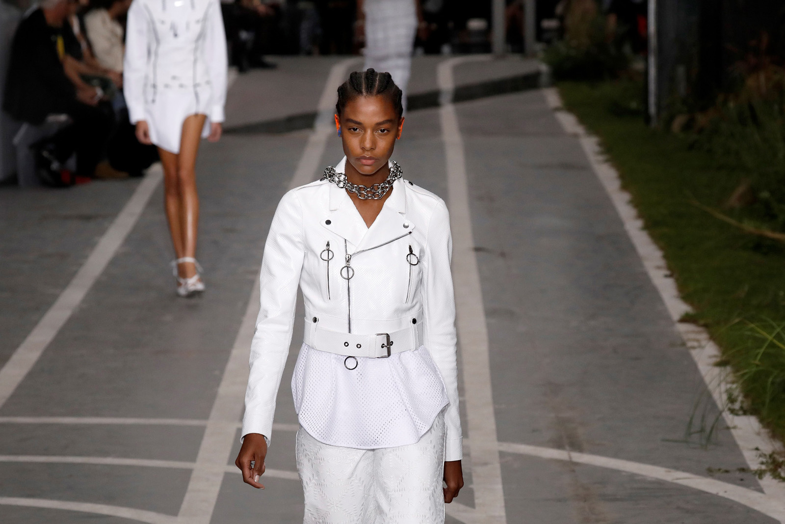 Off-White 2019 İlkbahar-Yaz koleksiyonu