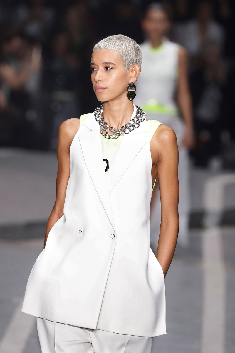 Off-White 2019 İlkbahar-Yaz koleksiyonu