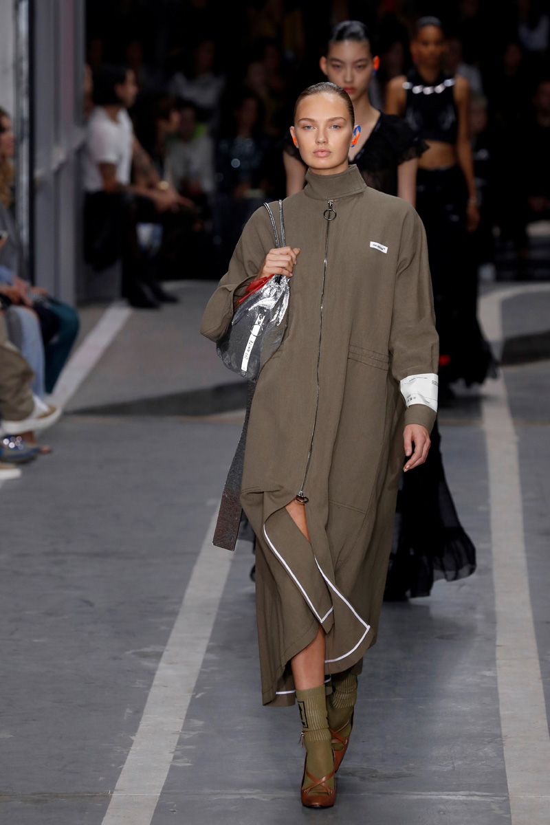 Off-White 2019 İlkbahar-Yaz koleksiyonu