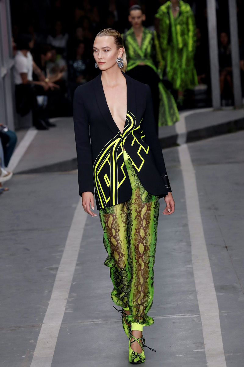 Off-White 2019 İlkbahar-Yaz koleksiyonu