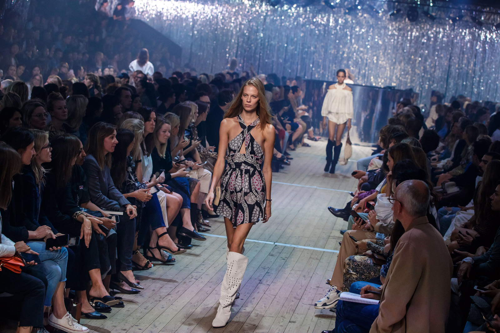 Isabel Marant 2019 İlkbahar/Yaz defilesi