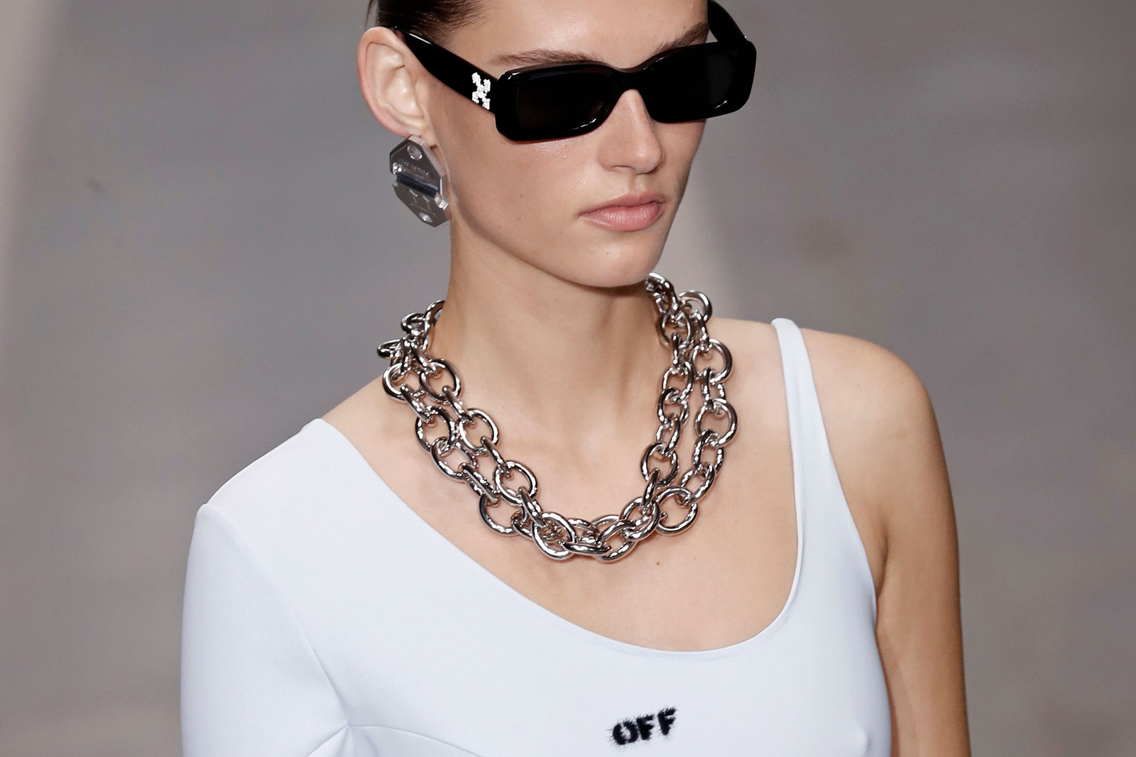 Off-White 2019 İlkbahar-Yaz koleksiyonu