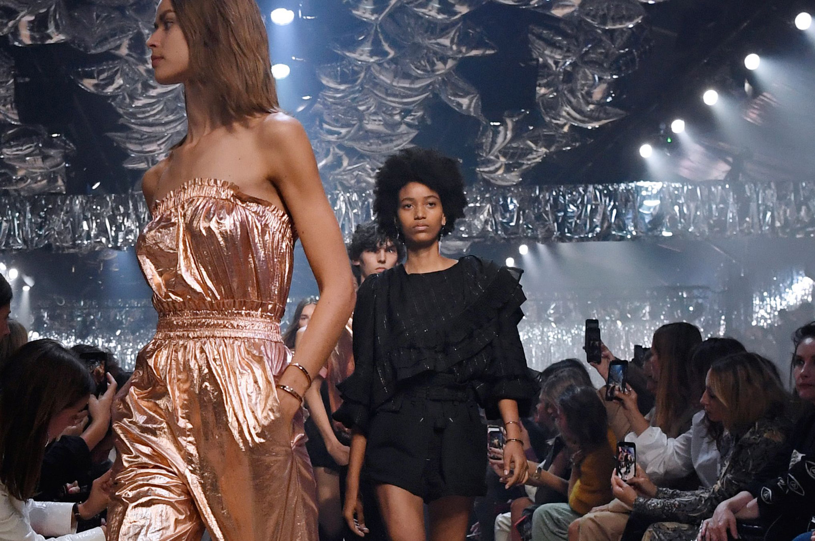 Isabel Marant 2019 İlkbahar/Yaz defilesi