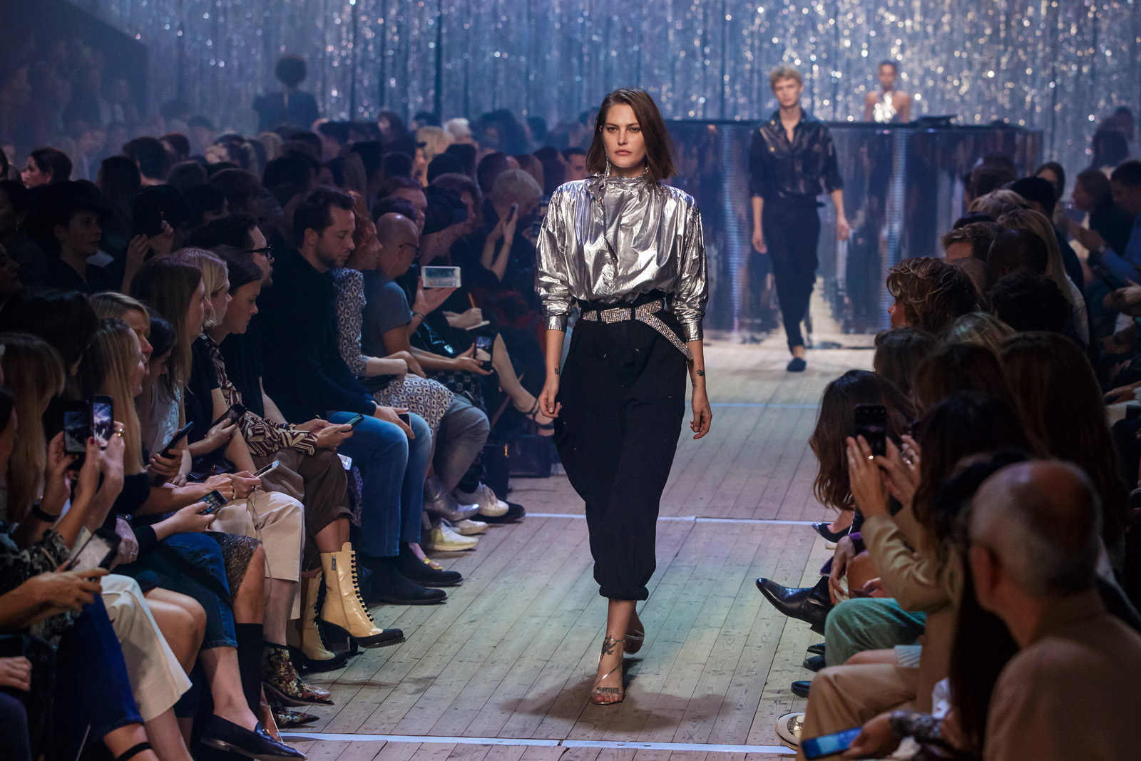 Isabel Marant 2019 İlkbahar/Yaz defilesi