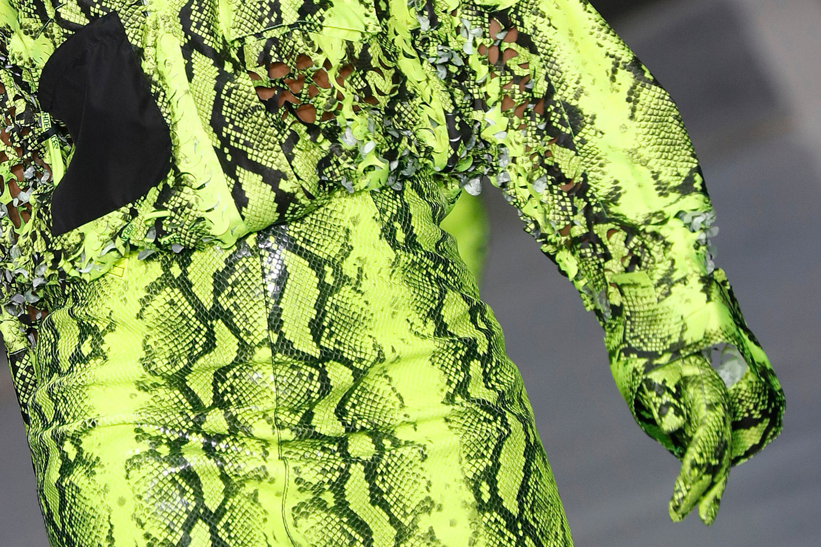 Off-White 2019 İlkbahar-Yaz koleksiyonu