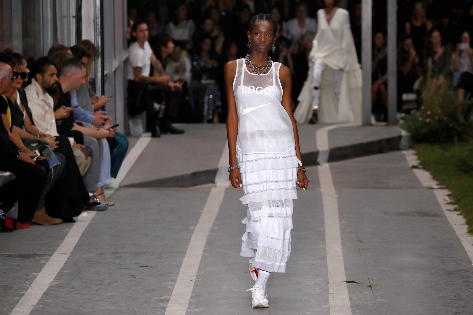 Off-White 2019 İlkbahar-Yaz koleksiyonu