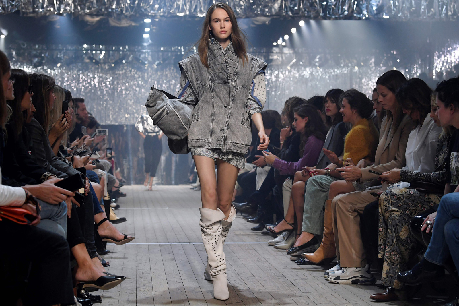 Isabel Marant 2019 İlkbahar/Yaz defilesi