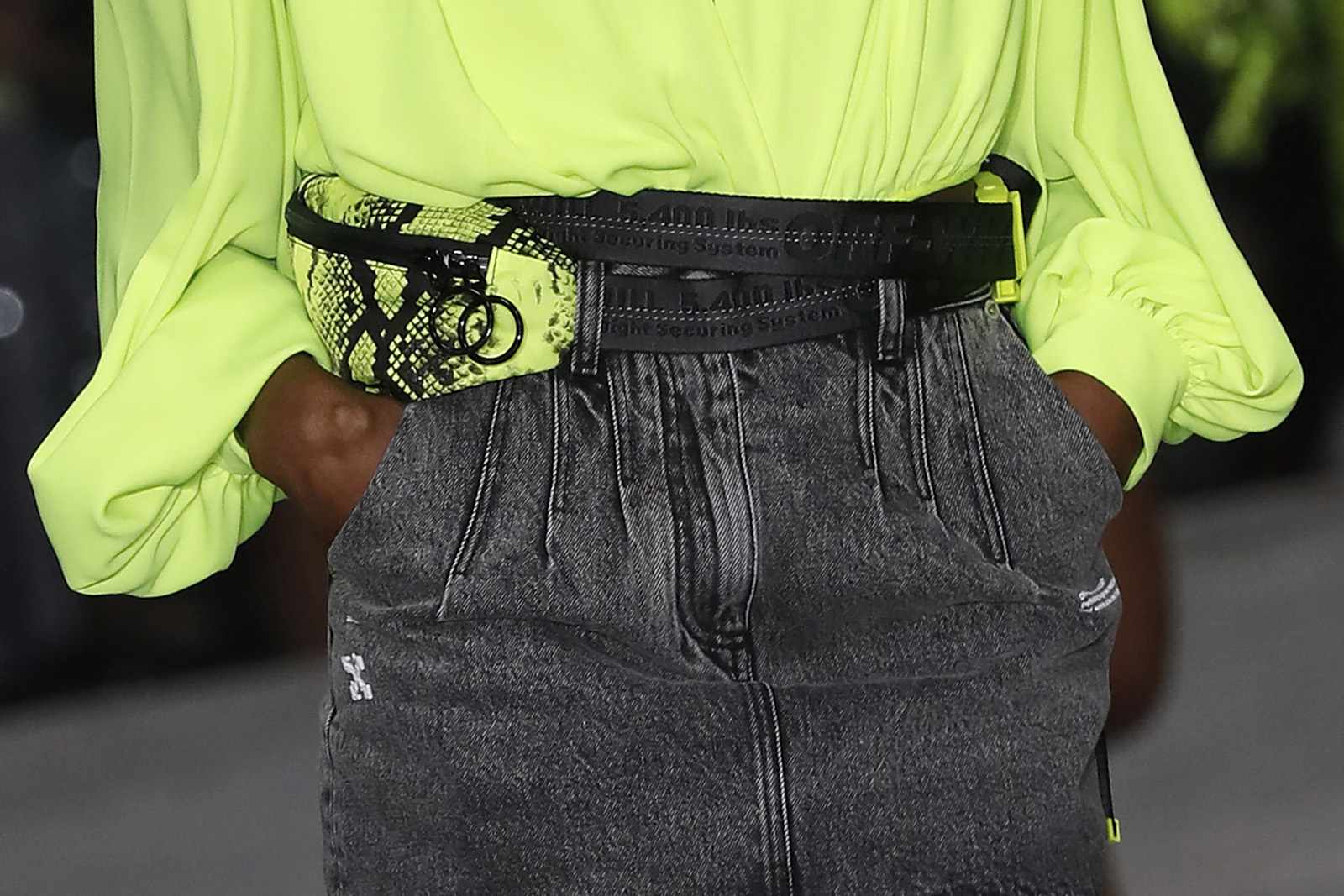 Off-White 2019 İlkbahar-Yaz koleksiyonu