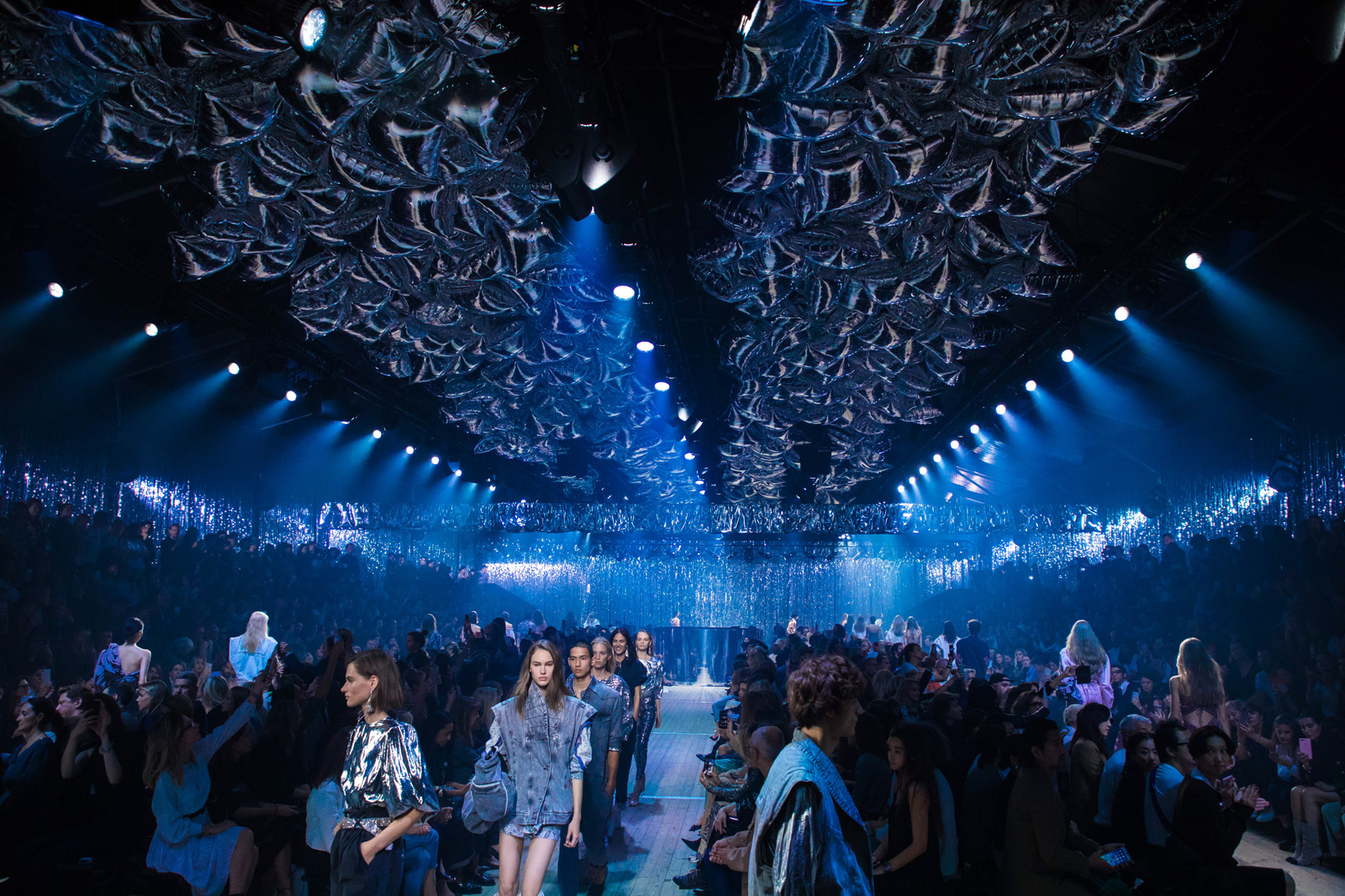 Isabel Marant 2019 İlkbahar/Yaz defilesi