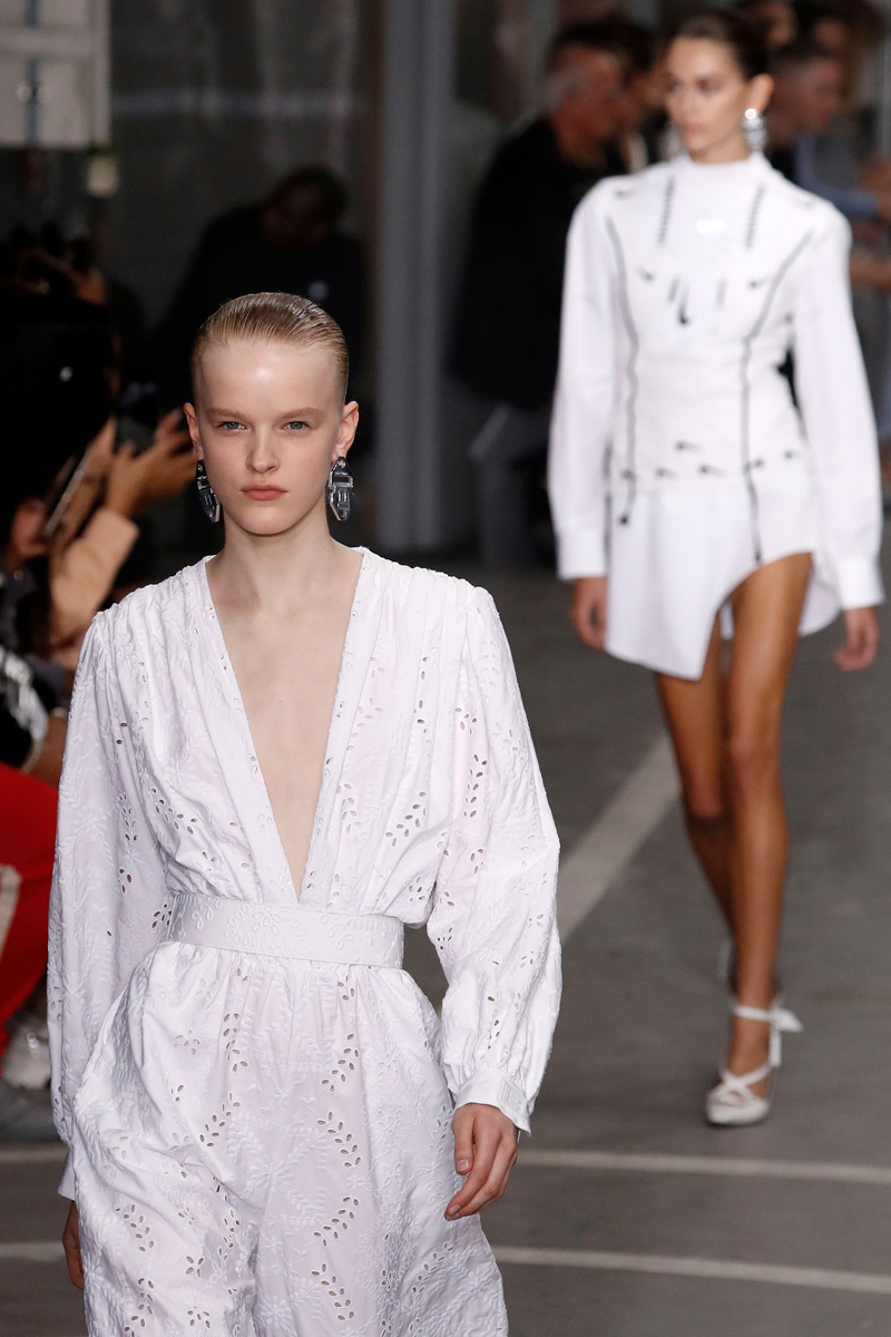 Off-White 2019 İlkbahar-Yaz koleksiyonu