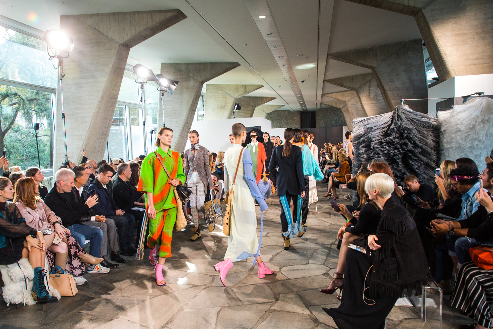 Loewe 2019 İlkbahar/Yaz koleksiyonu