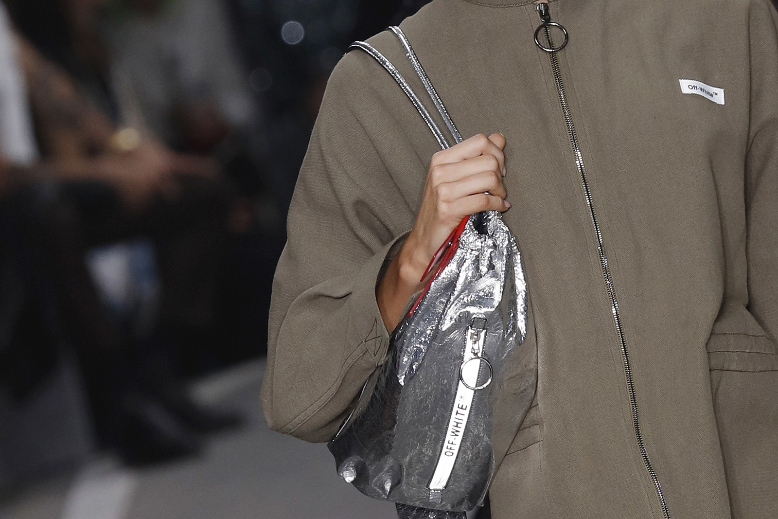 Off-White 2019 İlkbahar-Yaz koleksiyonu