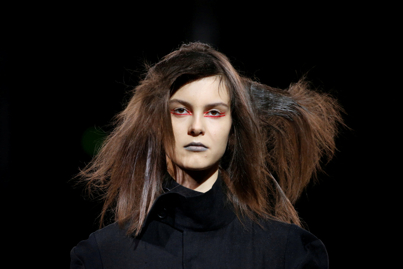 Yohji Yamamoto 2019 İlkbahar/Yaz koleksiyonu