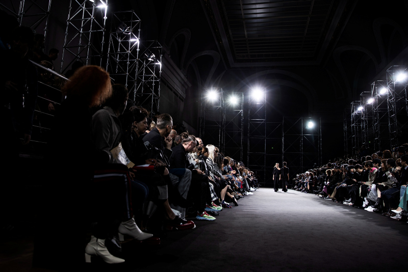 Yohji Yamamoto 2019 İlkbahar/Yaz koleksiyonu