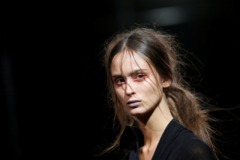 Yohji Yamamoto 2019 İlkbahar/Yaz koleksiyonu