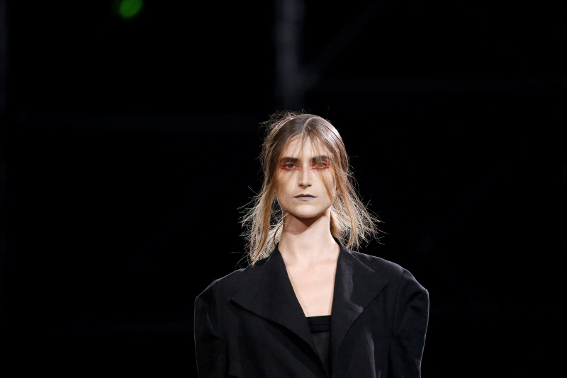 Yohji Yamamoto 2019 İlkbahar/Yaz koleksiyonu