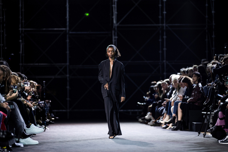 Yohji Yamamoto 2019 İlkbahar/Yaz koleksiyonu
